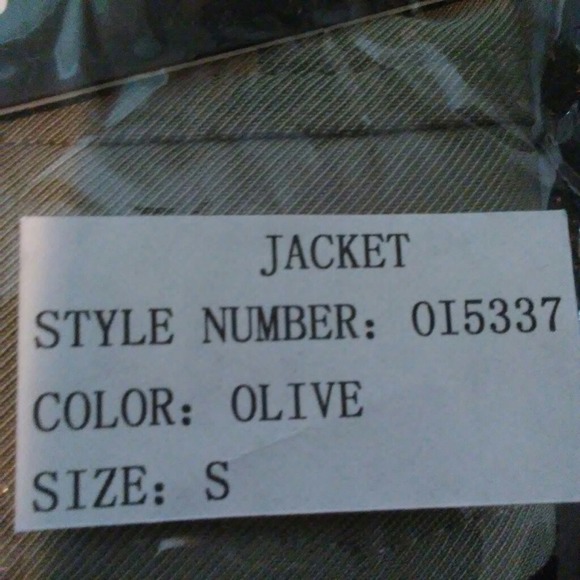 Lulu's Mover & Shaker Belted Utility Jacket Size S - Picture 8 of 8